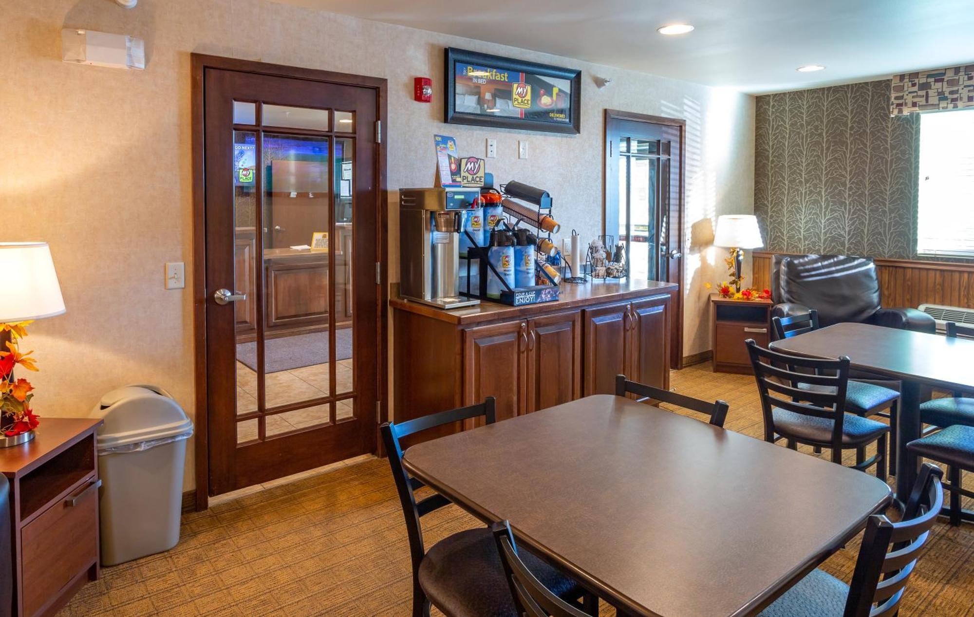 My Place Hotel-Dickinson, Nd מראה חיצוני תמונה
