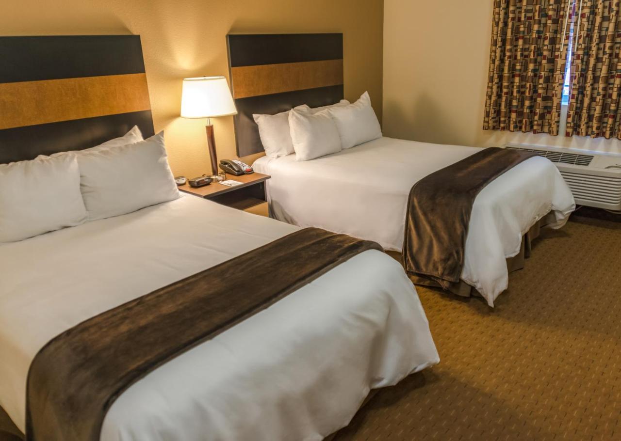 My Place Hotel-Dickinson, Nd מראה חיצוני תמונה